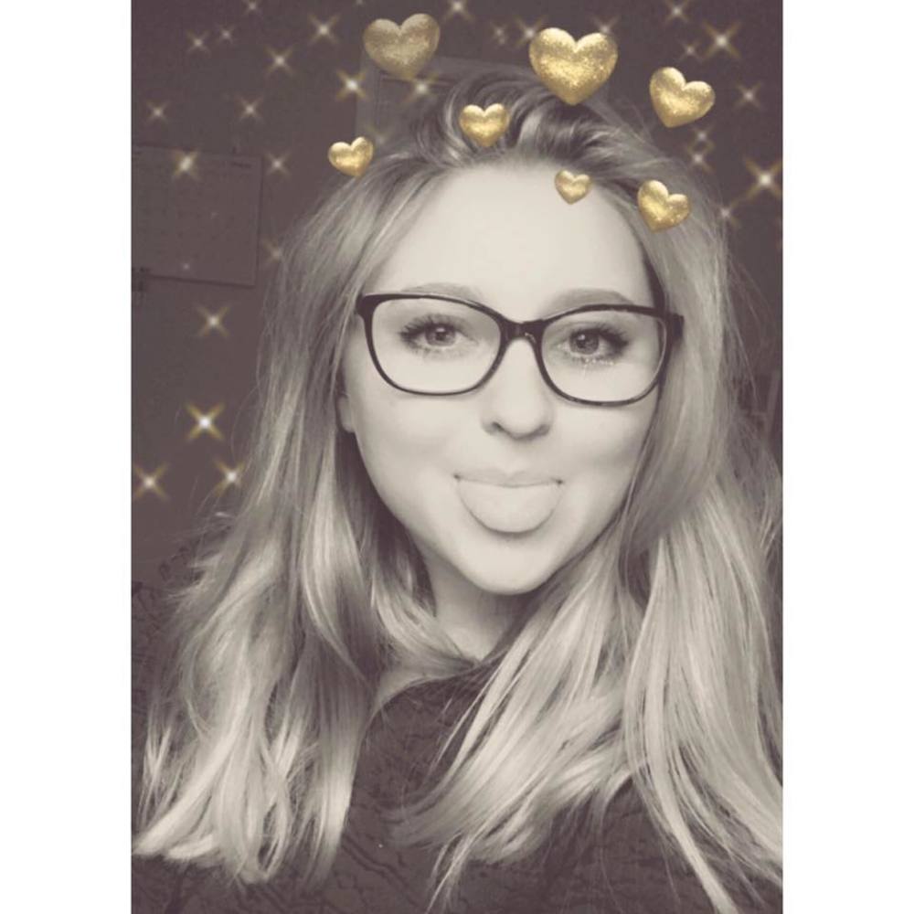 Meet your Posher, Briana